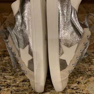 Star Sneakers Silver